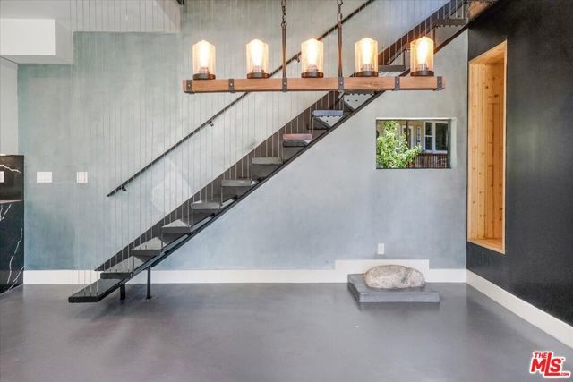 1021 Teakwood Drive, Lake Arrowhead, CA 92352