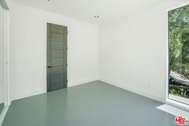 1021 Teakwood Drive, Lake Arrowhead, CA 92352