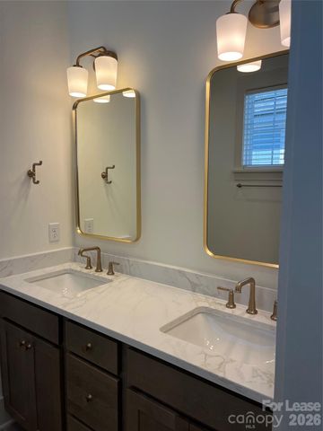 229 Davidson Gateway Drive, Davidson, NC 28036