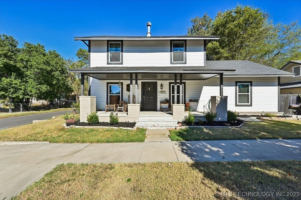 321 W Bryan Avenue, Sapulpa, OK 74066