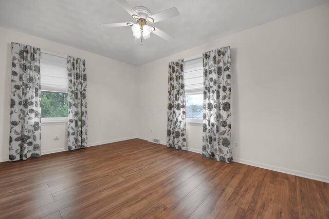 1871 Blue Jay Road, Heath, OH 43056