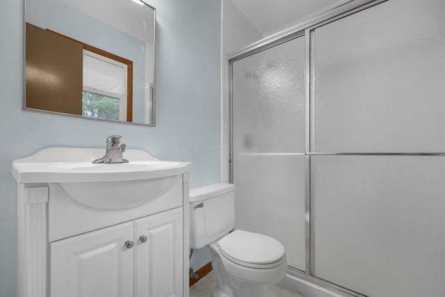 1871 Blue Jay Road, Heath, OH 43056