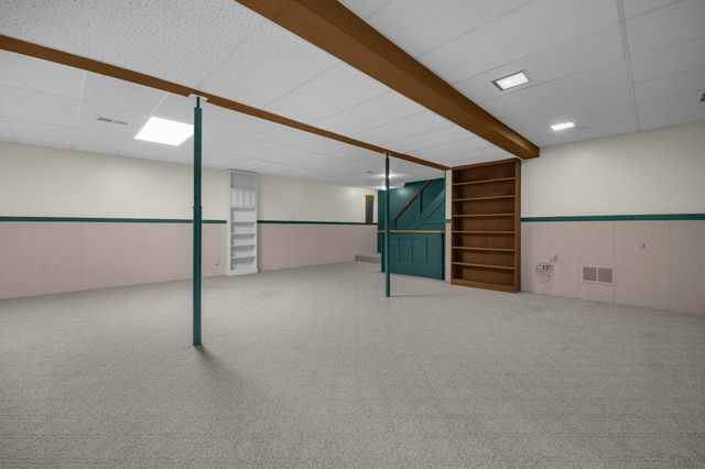 1871 Blue Jay Road, Heath, OH 43056