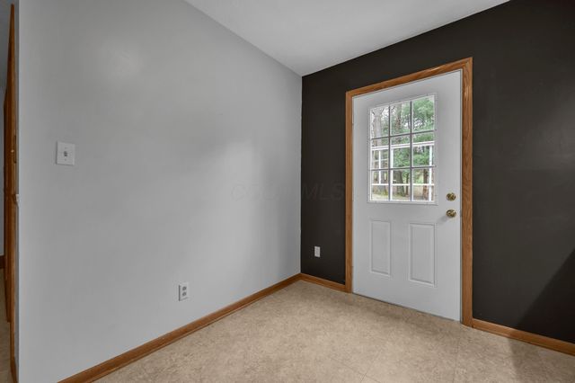 1871 Blue Jay Road, Heath, OH 43056