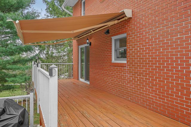 1871 Blue Jay Road, Heath, OH 43056