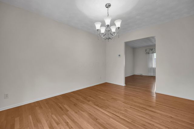 1871 Blue Jay Road, Heath, OH 43056