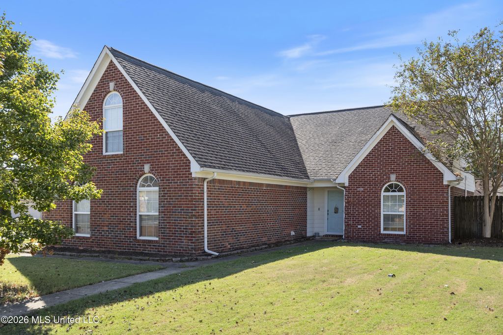 6655 Red Hawk Cove, Olive Branch, MS 38654 — exterior