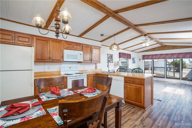 2726 Sierra Vista Drive, Weslaco, TX 78596