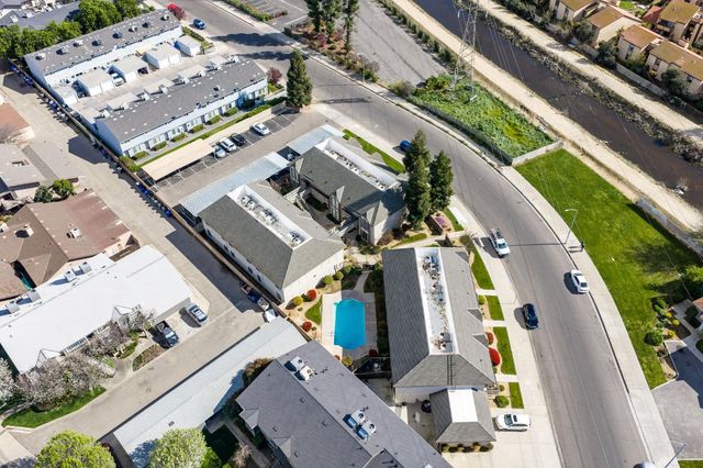 1550 W Swift, Fresno, CA 93705