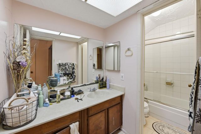 6682 Westwick Drive, Houston, TX 77072