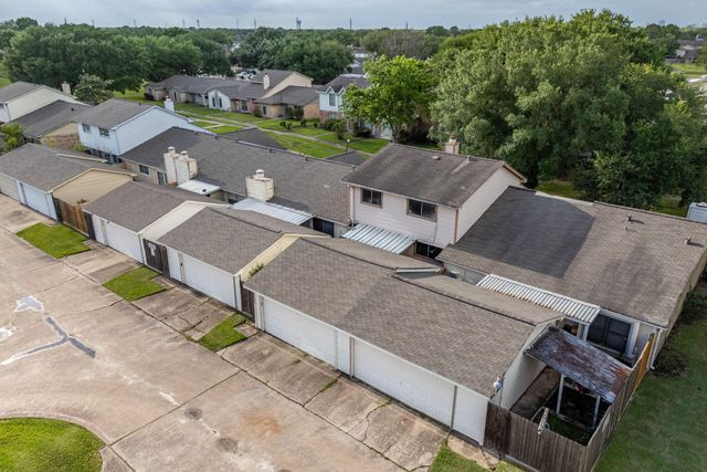 6682 Westwick Drive, Houston, TX 77072