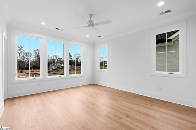 66 Mcneil Court, Greenville, SC 29609