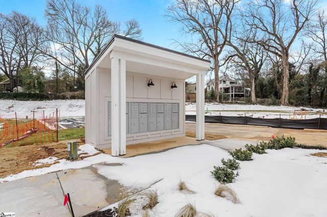 66 Mcneil Court, Greenville, SC 29609