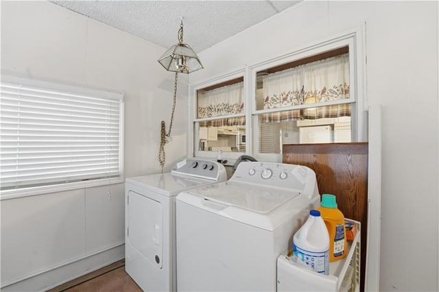 966 Shawnee Road, Kansas City, KS 66103