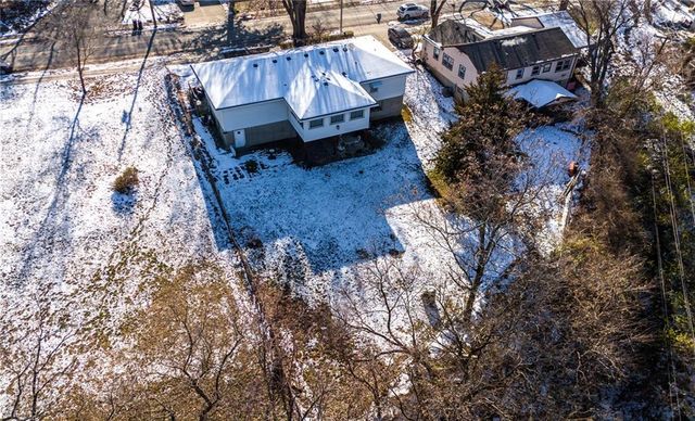 966 Shawnee Road, Kansas City, KS 66103