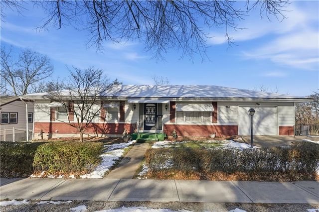 966 Shawnee Road, Kansas City, KS 66103