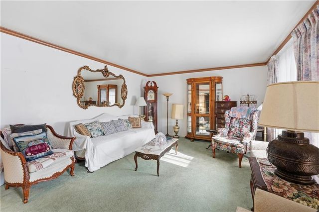 966 Shawnee Road, Kansas City, KS 66103