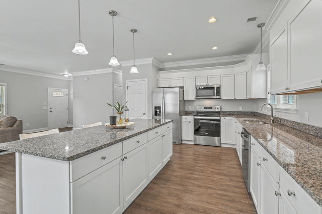 107 Perry Drive, Summerville, SC 29483