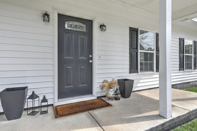 107 Perry Drive, Summerville, SC 29483