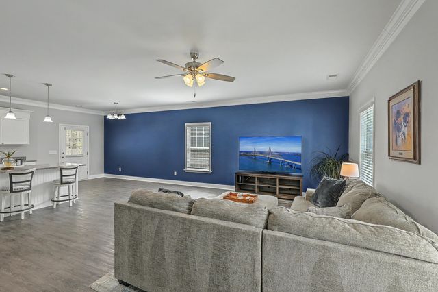 107 Perry Drive, Summerville, SC 29483