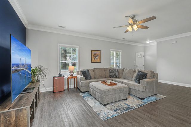 107 Perry Drive, Summerville, SC 29483