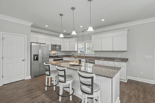 107 Perry Drive, Summerville, SC 29483