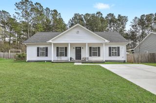 107 Perry Drive, Summerville, SC 29483