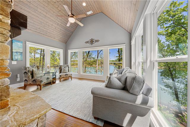 525 Tammerick Trail, Fair Play, SC 29643