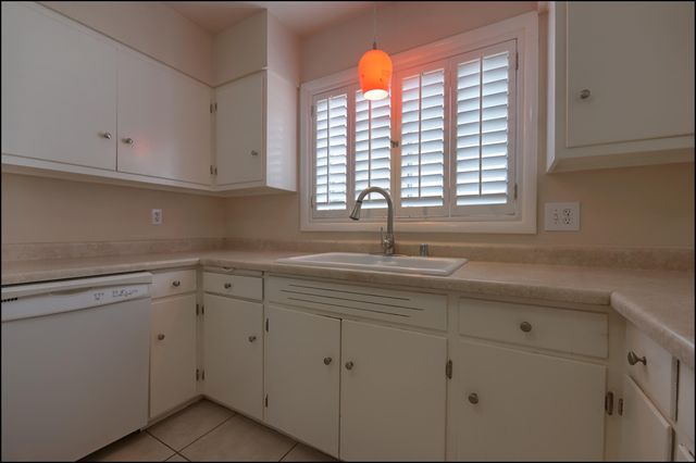 4040 Bancroft Drive, El Paso, TX 79902