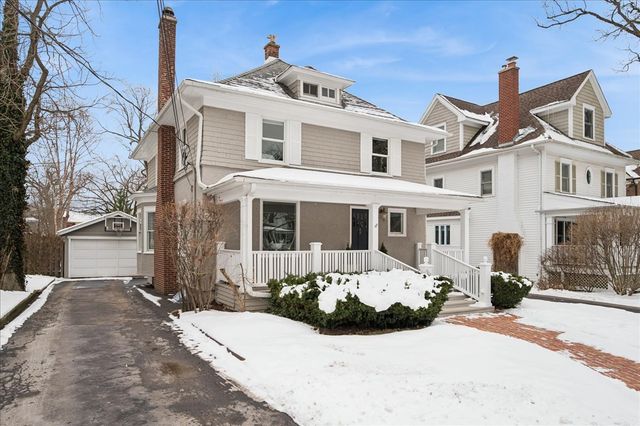 916 Oak Street, Winnetka, IL 60093