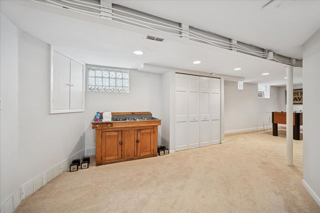 916 Oak Street, Winnetka, IL 60093