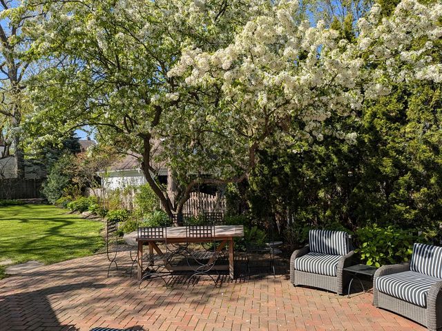 916 Oak Street, Winnetka, IL 60093