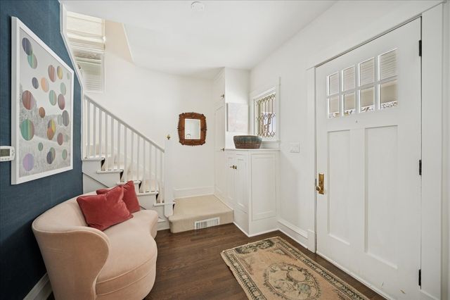 916 Oak Street, Winnetka, IL 60093