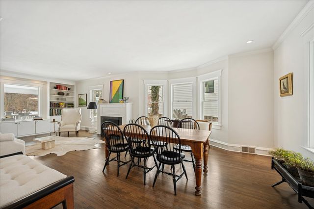 916 Oak Street, Winnetka, IL 60093