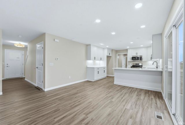 12821 Towcester Court, Fort Wayne, IN 46818