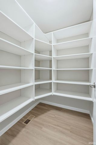 12821 Towcester Court, Fort Wayne, IN 46818