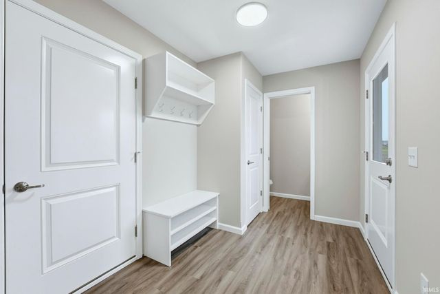 12821 Towcester Court, Fort Wayne, IN 46818