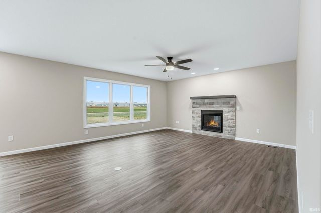 12821 Towcester Court, Fort Wayne, IN 46818