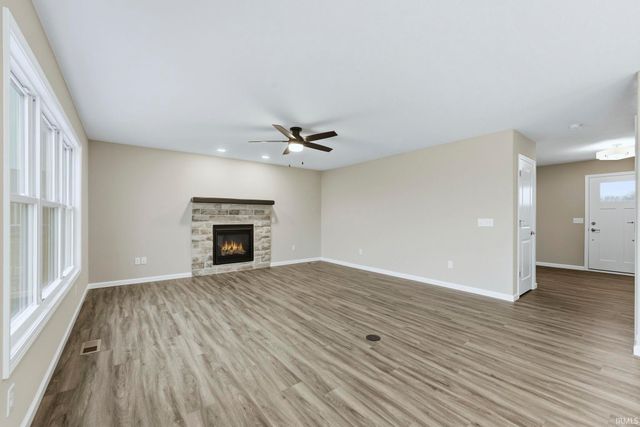 12821 Towcester Court, Fort Wayne, IN 46818