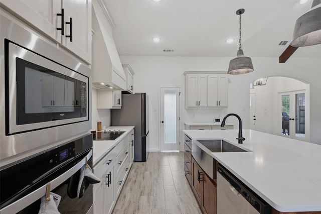 1057 Gonzollas Road, Springtown, TX 76082
