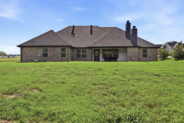 1057 Gonzollas Road, Springtown, TX 76082