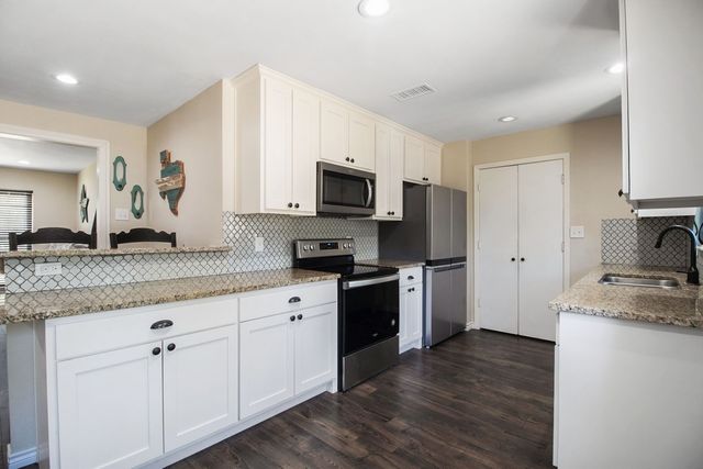 4026 Salem Drive, Garland, TX 75043