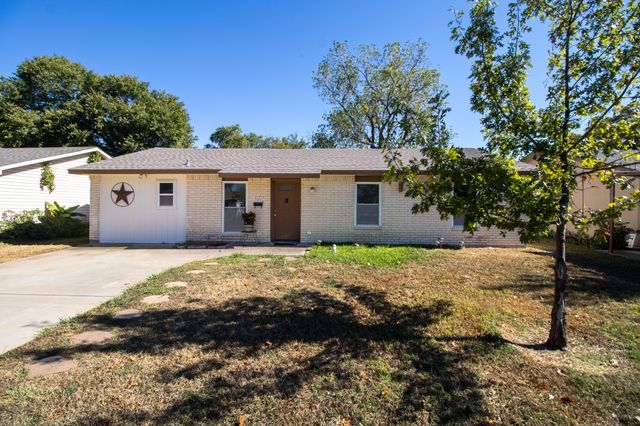 4026 Salem Drive, Garland, TX 75043