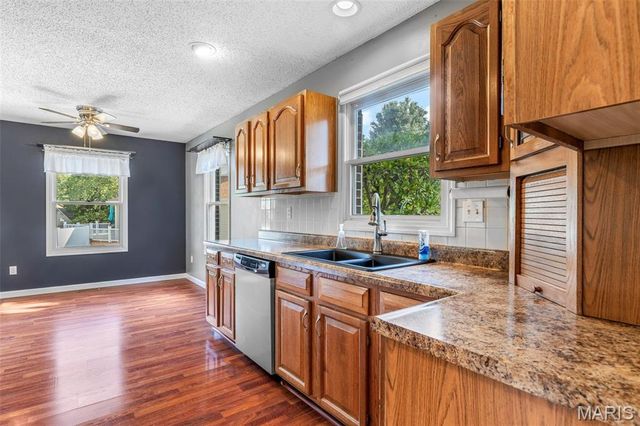 829 Cimarron Circle, Farmington, MO 63640