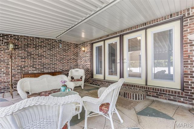 829 Cimarron Circle, Farmington, MO 63640