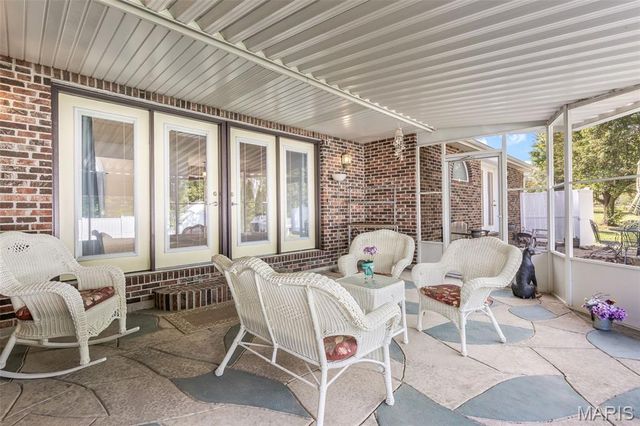 829 Cimarron Circle, Farmington, MO 63640