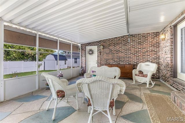 829 Cimarron Circle, Farmington, MO 63640