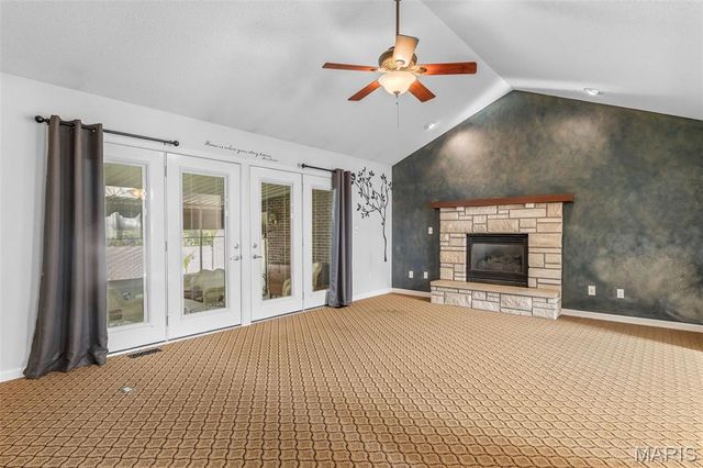 829 Cimarron Circle, Farmington, MO 63640