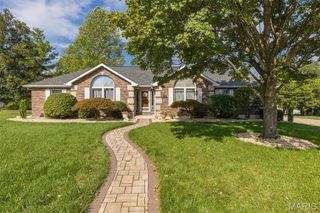 829 Cimarron Circle, Farmington, MO 63640