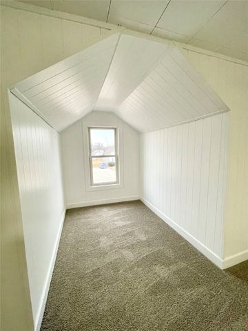 228 3rd Street, West Des Moines, IA 50265